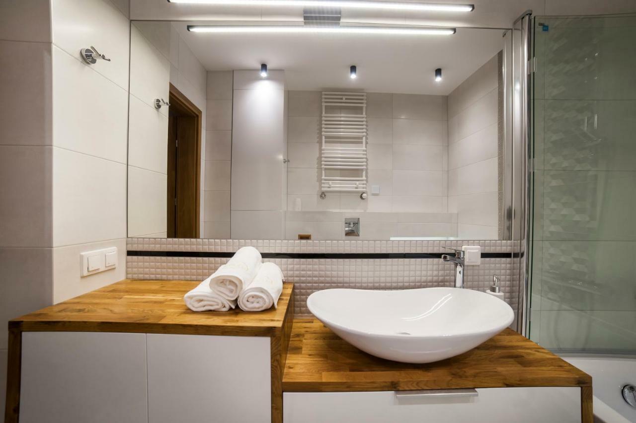 Urban Apart Uniejow Apartment Luaran gambar
