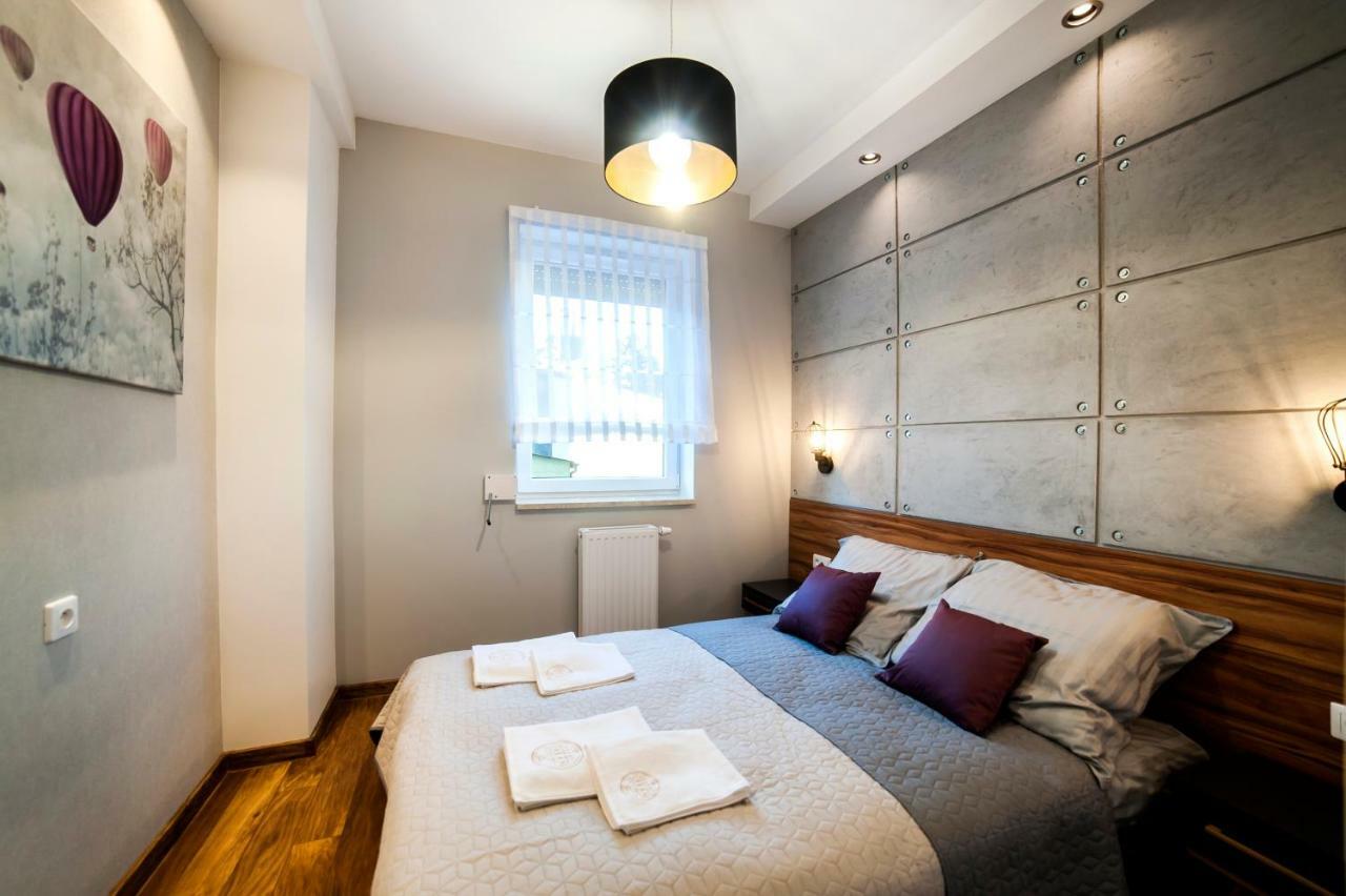 Urban Apart Uniejow Apartment Luaran gambar