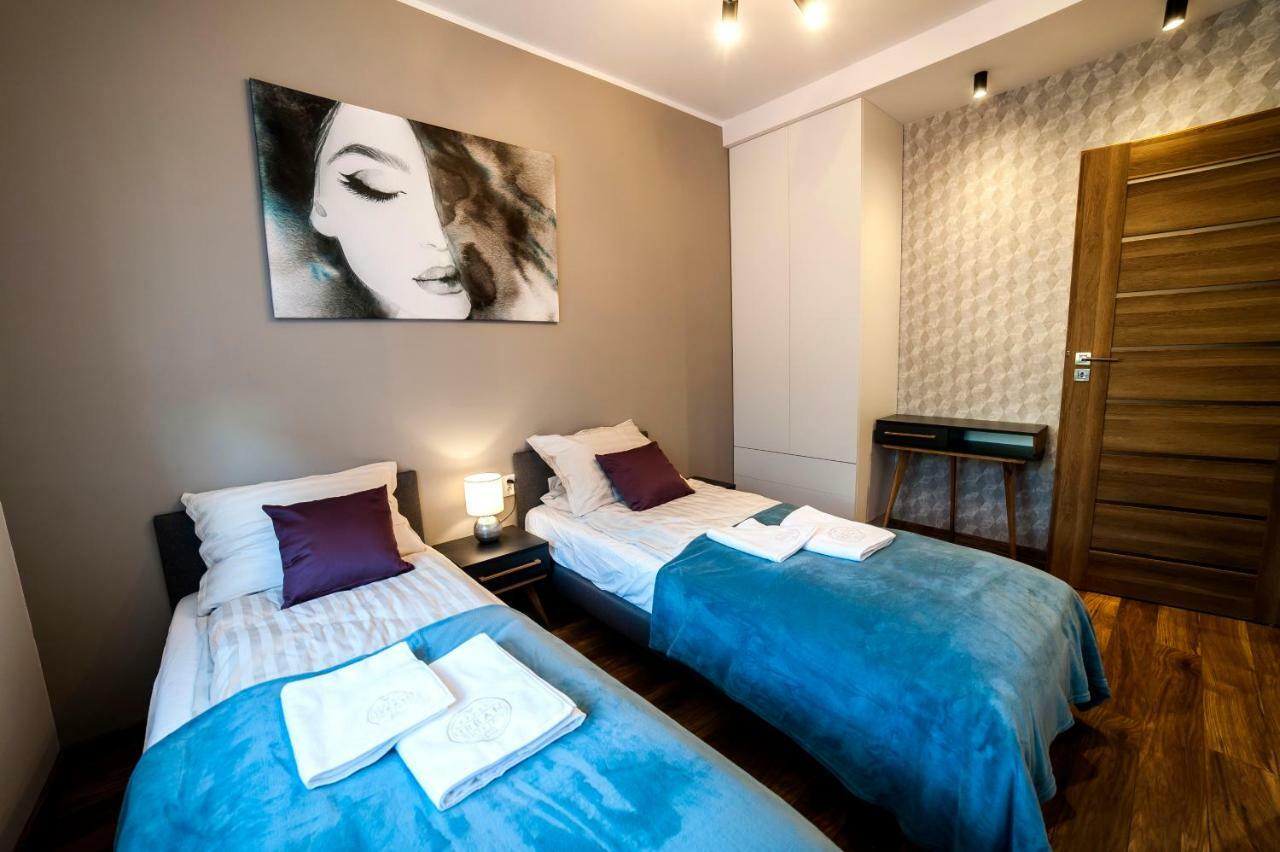 Urban Apart Uniejow Apartment Luaran gambar