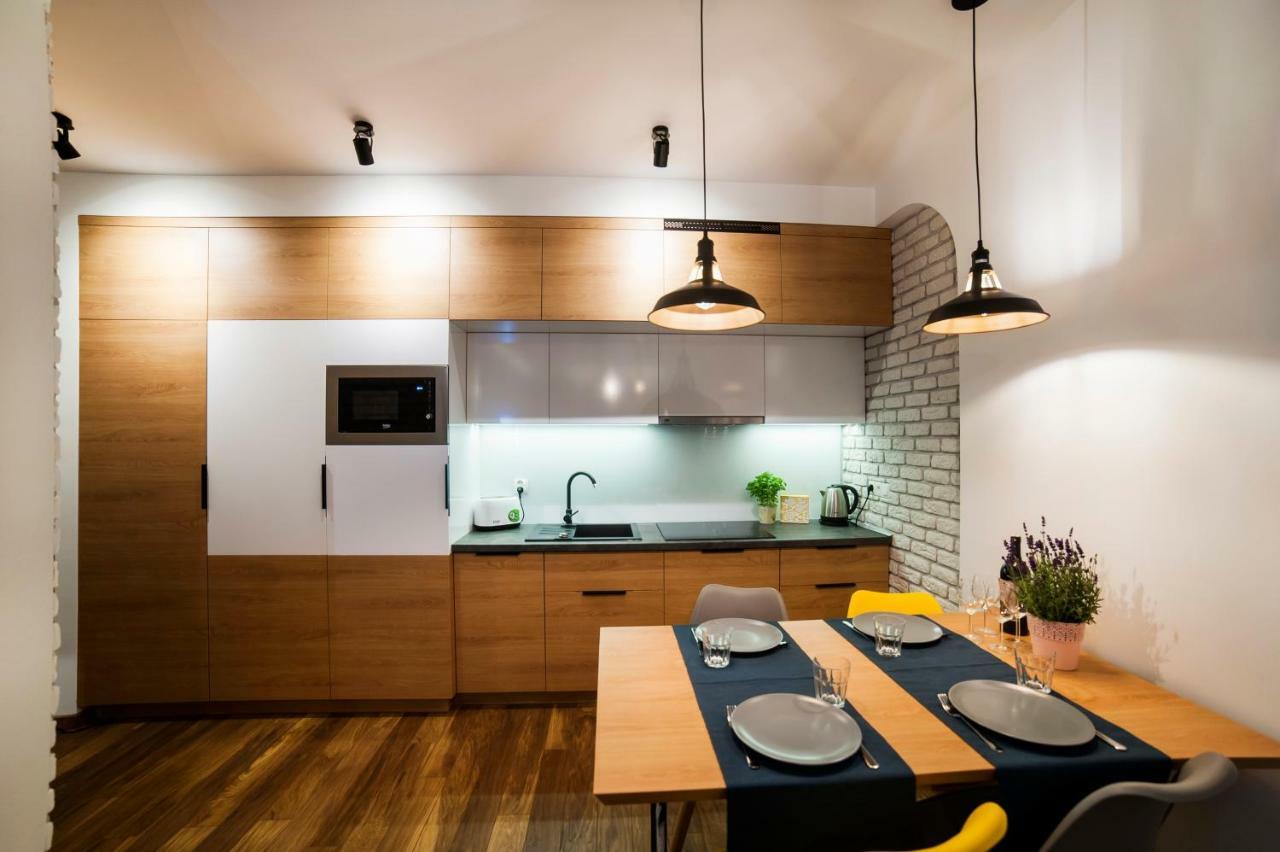 Urban Apart Uniejow Apartment Luaran gambar