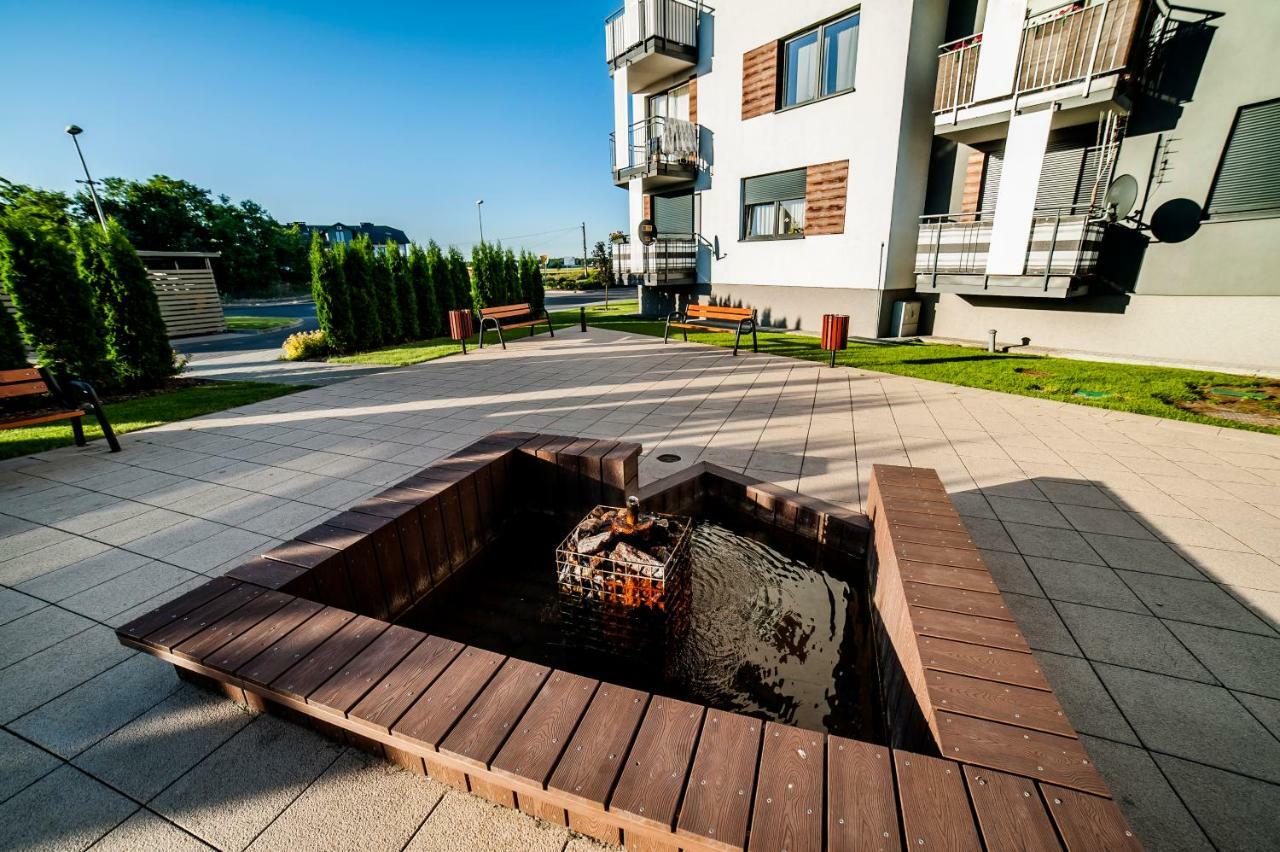 Urban Apart Uniejow Apartment Luaran gambar