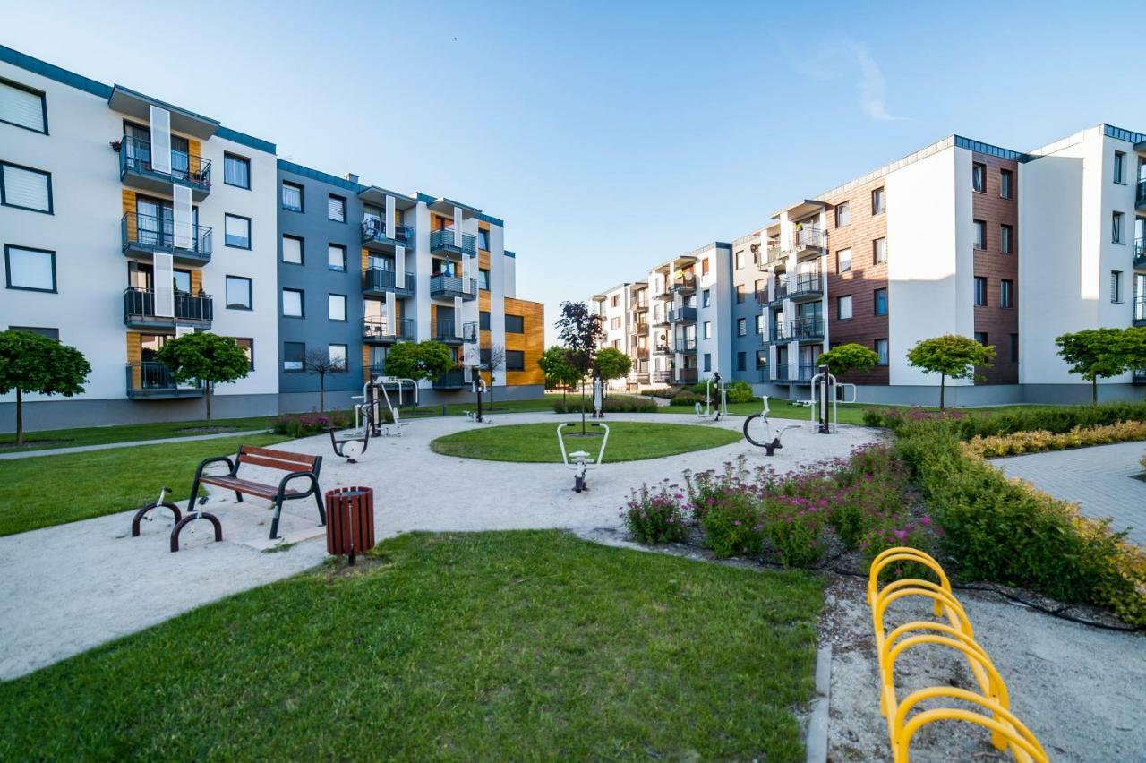 Urban Apart Uniejow Apartment Luaran gambar